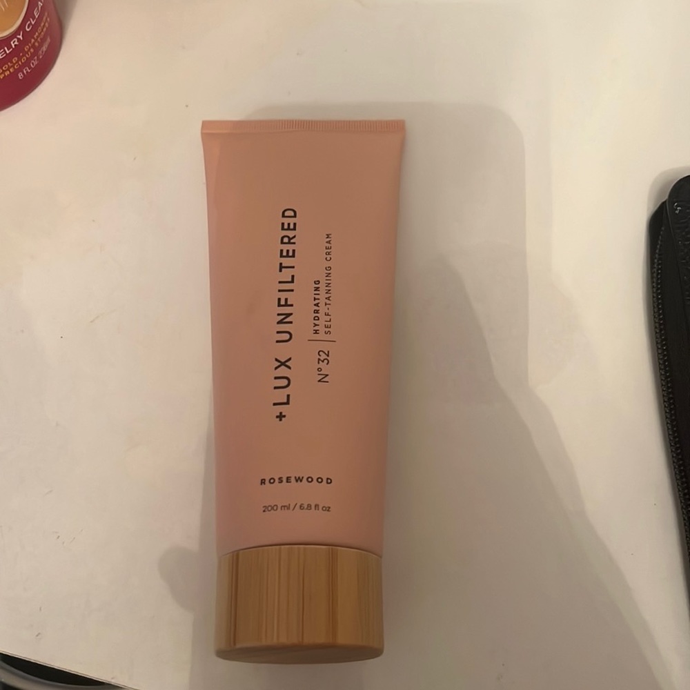 lux unfilterd tanning cream